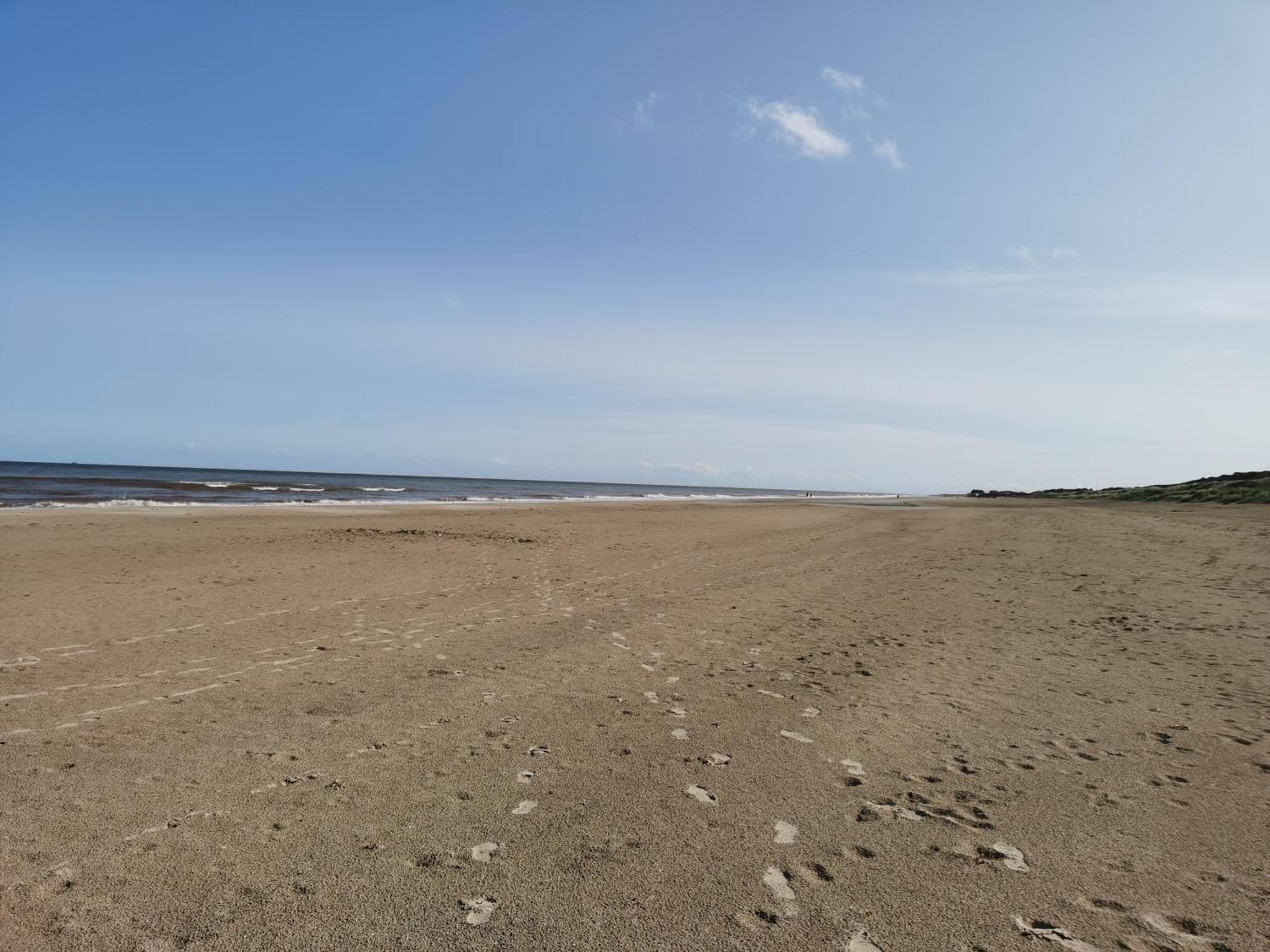 Golden Sands Beach Activities Sea Holiday Relax マーブルソープ エクステリア 写真
